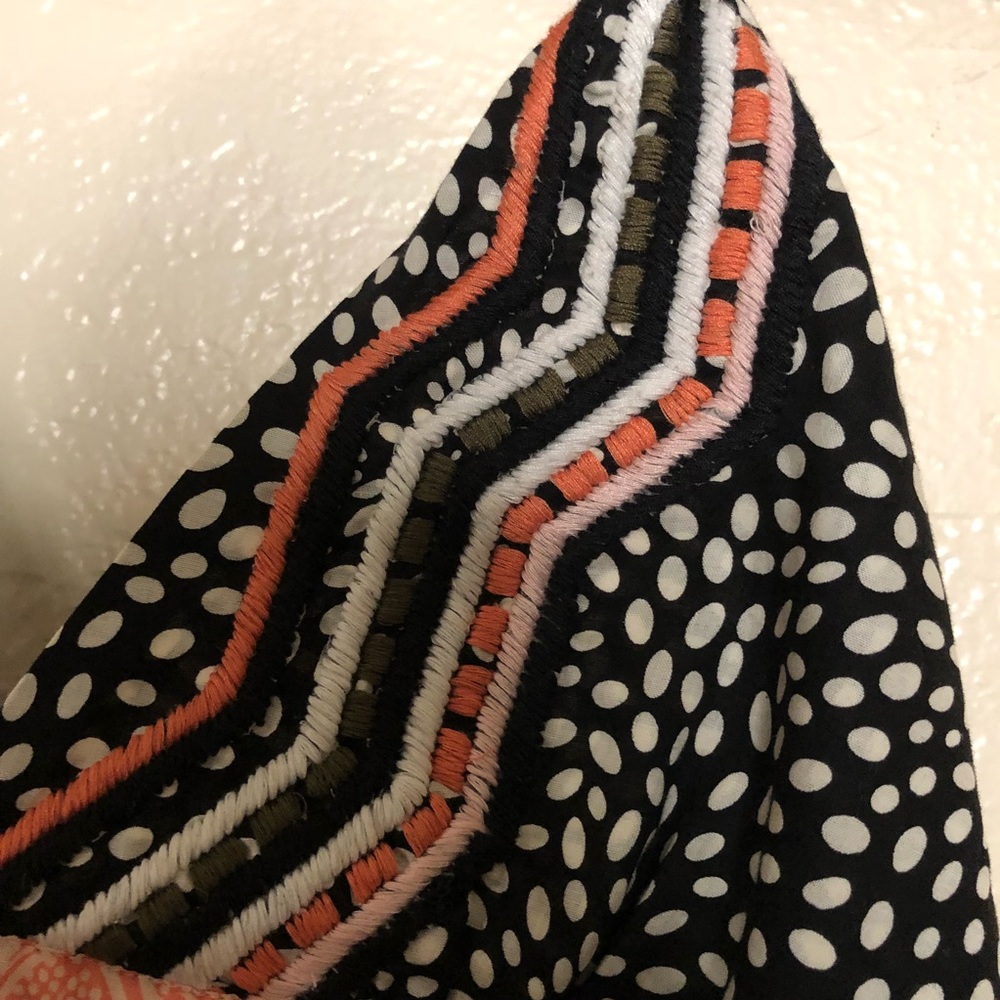 Symmetry Halter Top Print Dress - Picture 3 of 5